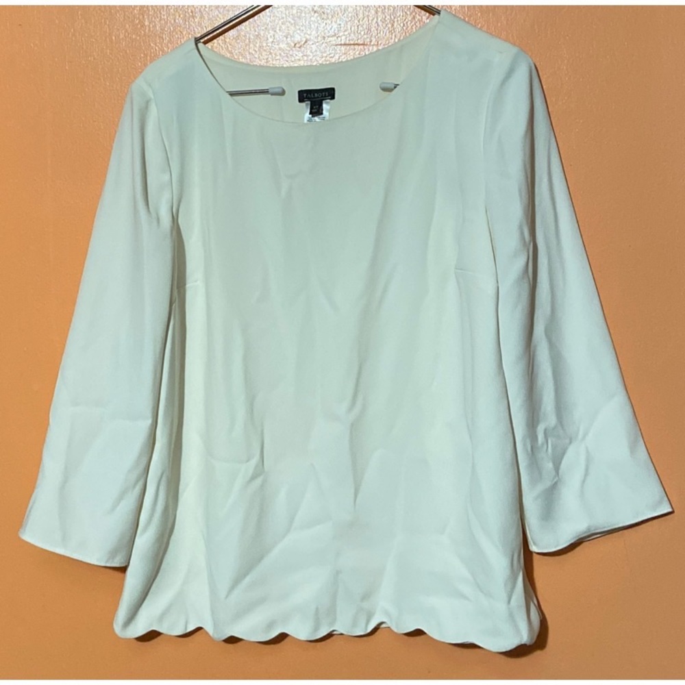 Scalloped Split Black Blouse In Cream - Picture 2 of 7
